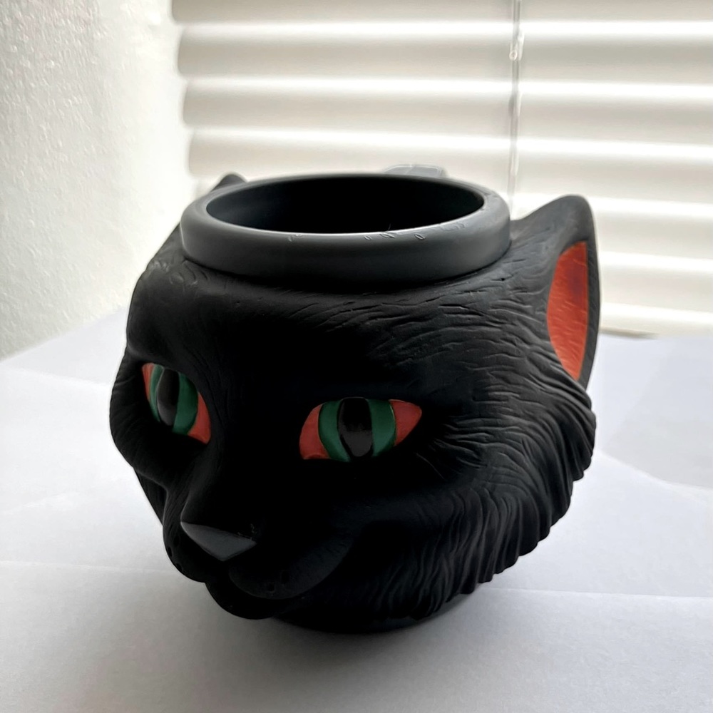 Vintage 1995 Halloween Black Cat Plastic 3D Mug